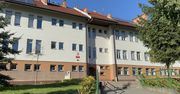 Nowy Wiśnicz: Szkoła podstawowa doczeka się termomodernizacji za 5,8 mln zł, podpisano umowę na realizację prac