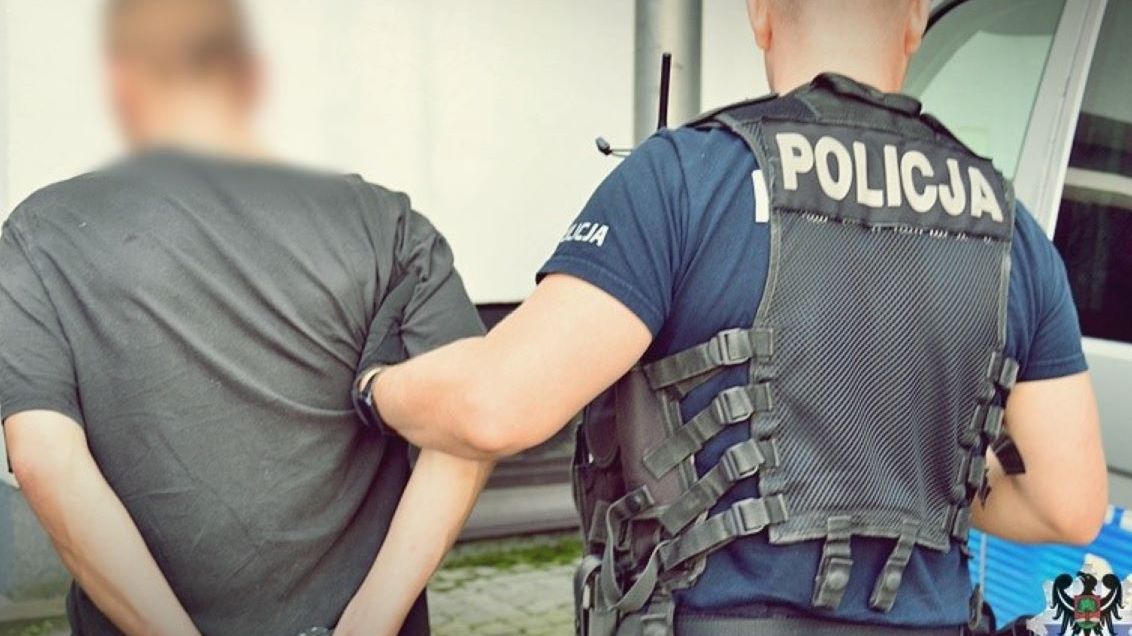 37-latek zaatakował brata nożem 