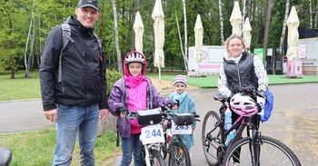 Rowerzystom niestraszna ulewa. Błotnisty Rajd Rowerowy Kryspinów - Trzebinia