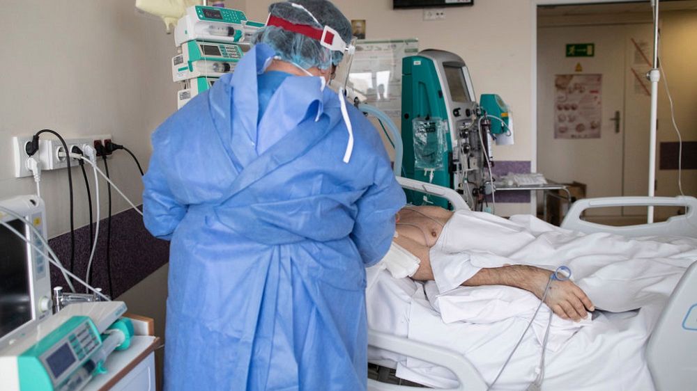 Przypadek świńskiej grypy w Europie. WHO ostrzega, że objawy mogą przypominać infekcję sezonową