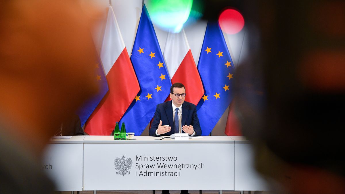 Warszawa, 17.10.2022. Premier Mateusz Morawiecki podczas wspólnej z kierownictwem MSWiA odprawy z wojewodami, 17 bm. w Ministerstwie Spraw Wewnętrznych i Administracji w Warszawie, 17 bm. (jm) PAP/Radek Pietruszka