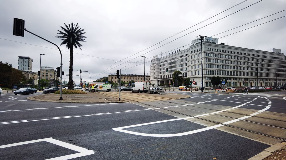 Z ronda De Gaulle'a zniknie charakterystyczna palma