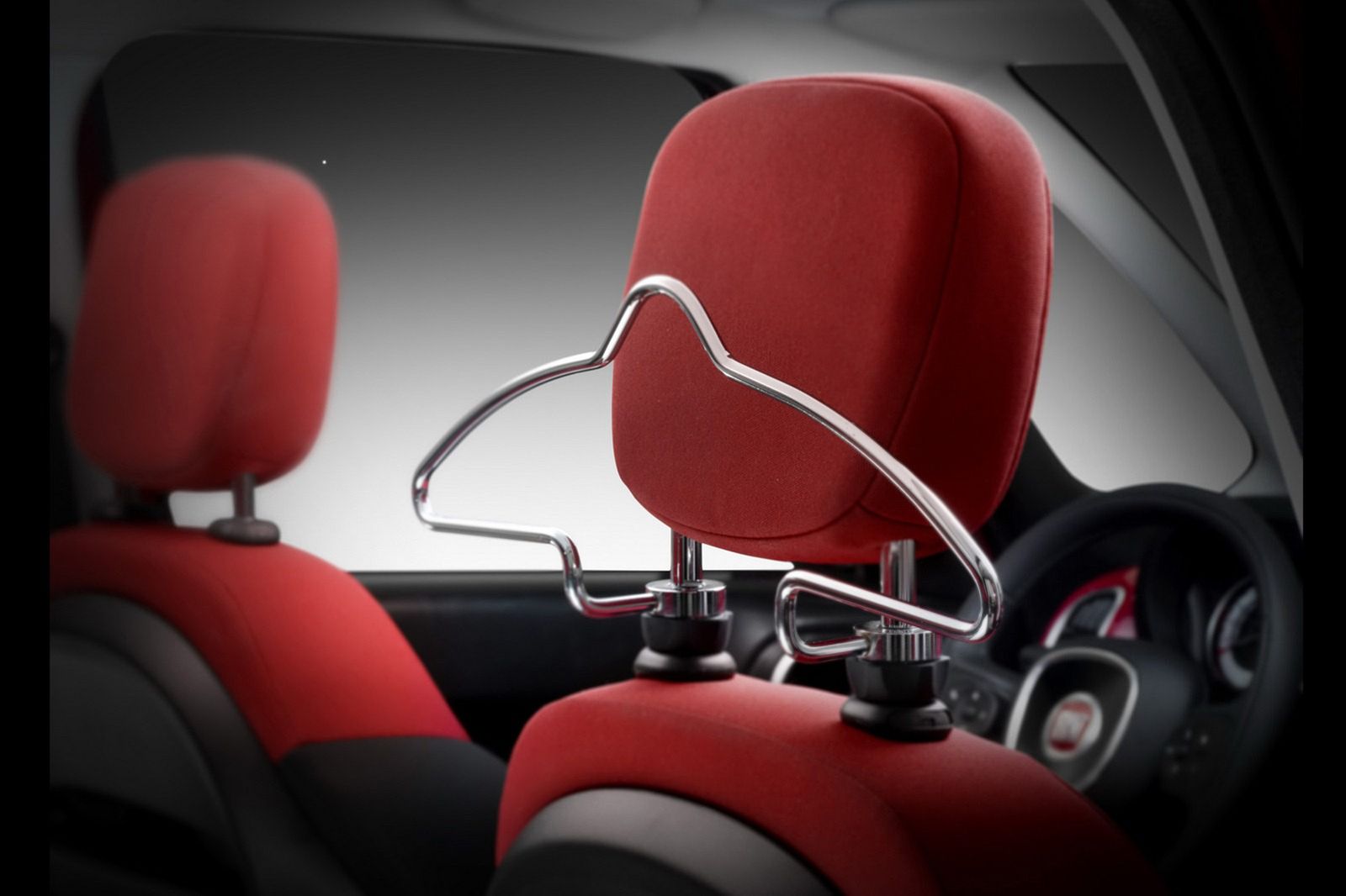 Fiat 500L - obszerna galeria zdjęć 40