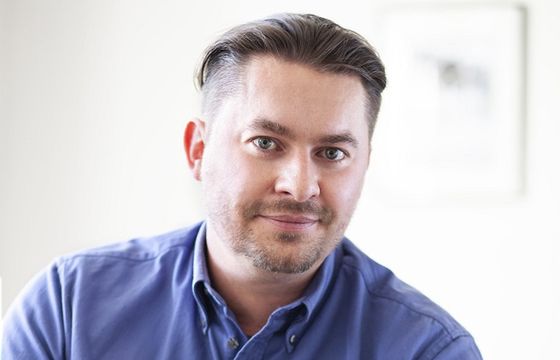 Konrad Zdziarski senior art directorem w agencji Valkea