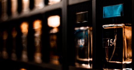 Skusiły go perfumy