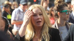 Christina Applegate przez 6 lat żyła z błędną diagnozą. Pod co podszywa się SM?