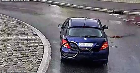 Potrącił rowerzystę, zawiózł go do szpitala. Grożą mu trzy lata więzienia