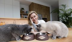 Martyna Wojciechowska i jej koty ambasadorami marki Carnilove