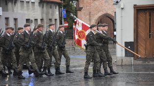 Środa Wielkopolska: Przysięga wojskowa Terytorialsów. Słowa roty ślubowania wypowiedziało 84 żołnierzy
