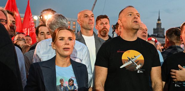 Marta i Karol Nawroccy pojawili się na koncercie TVP "Warszawa śpiewa (nie)zakazane piosenki" (ZDJĘCIA)