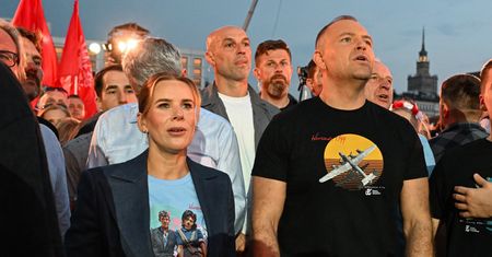 Marta i Karol Nawroccy pojawili się na koncercie TVP "Warszawa śpiewa (nie)zakazane piosenki" (ZDJĘCIA)