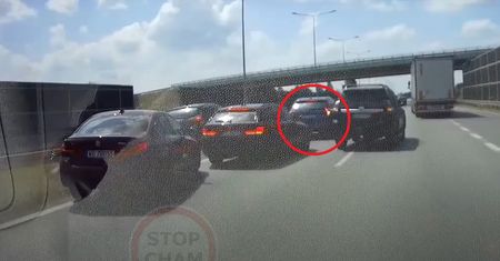 Nagranie z A2. Miała być zemsta na powolnym kierowcy. Oto finał