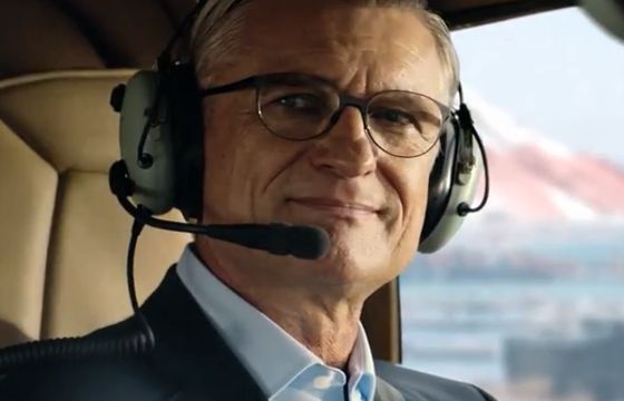 Adam Nawałka w biało-czerwonej kampanii promuje piwo Warka (wideo)