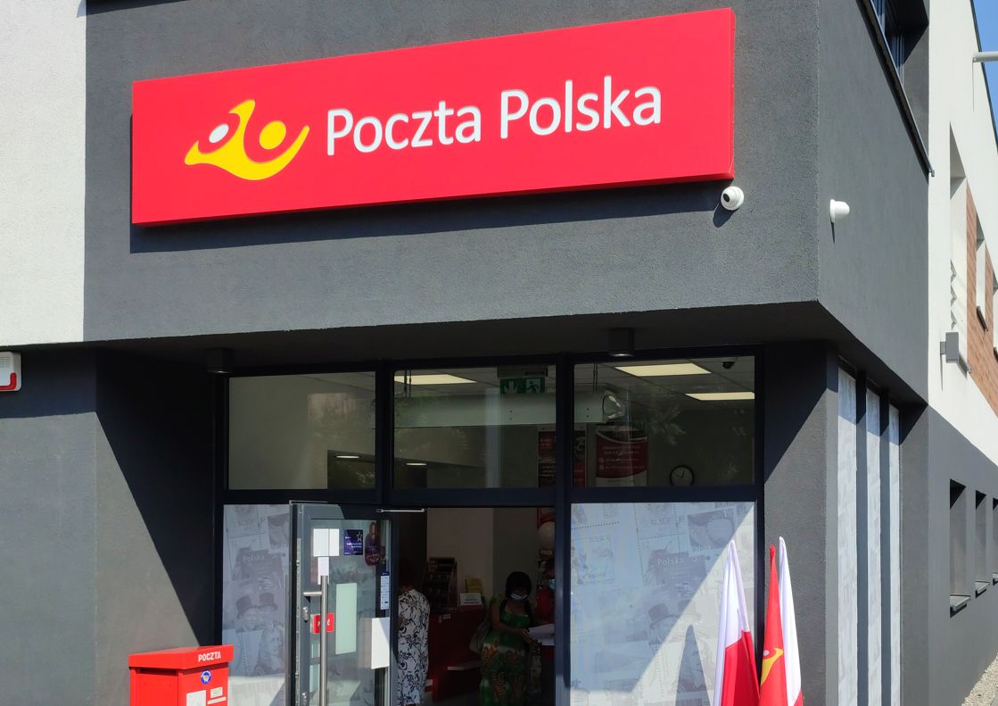 Poczta Polska na plusie. Planuje strefy samoobsługowe