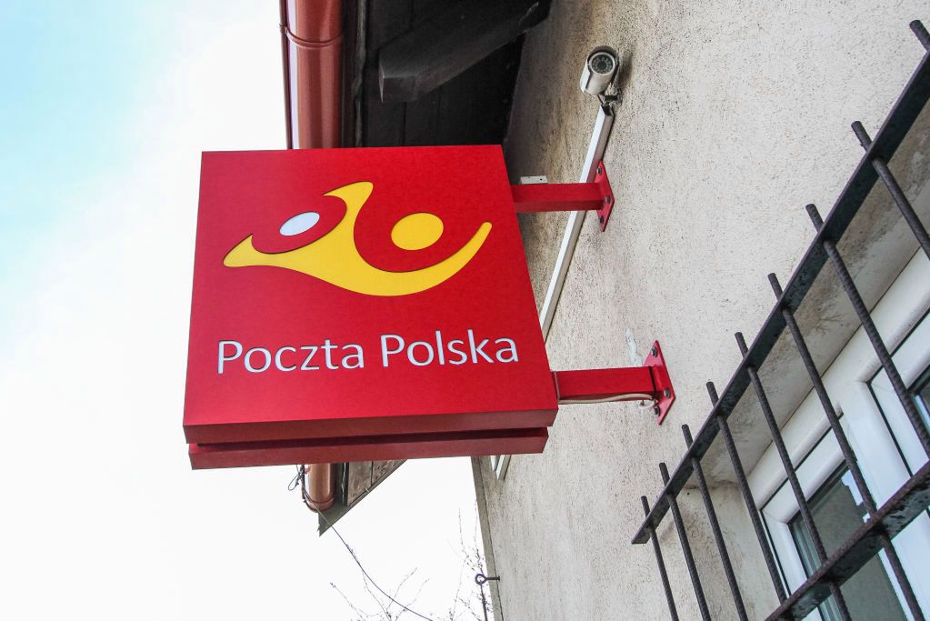 Poczta Polska ostrzega przed fałszywymi e-mailami, fot. Getty Images