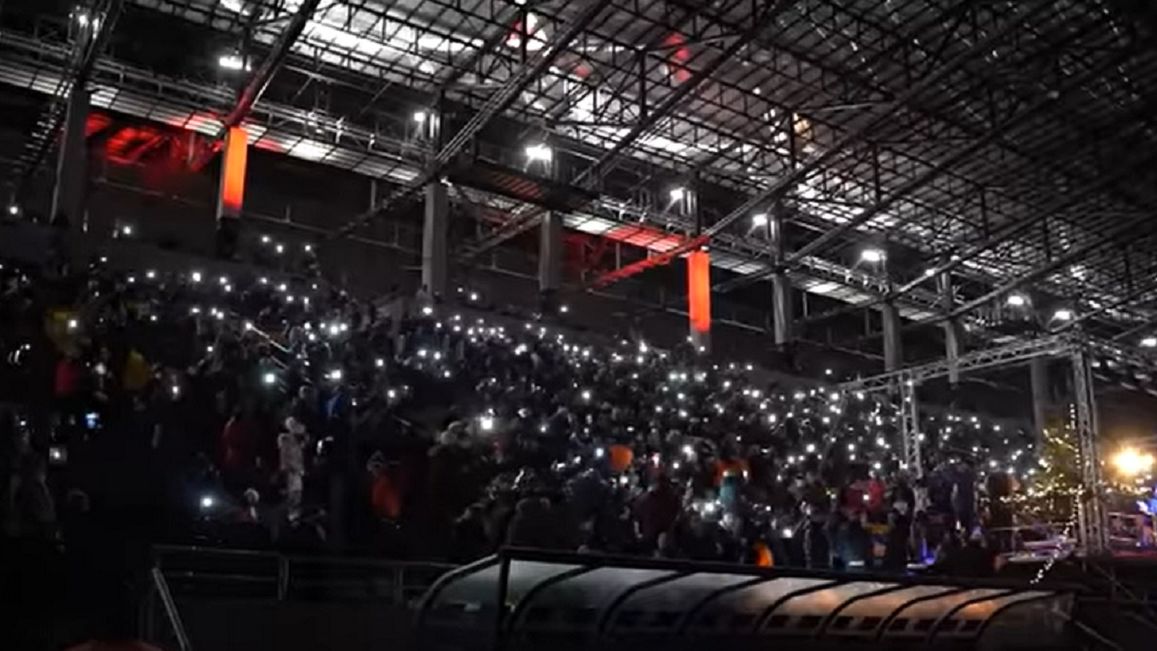 Szczecinianie w czasie "Kolędowania z Portowcami"