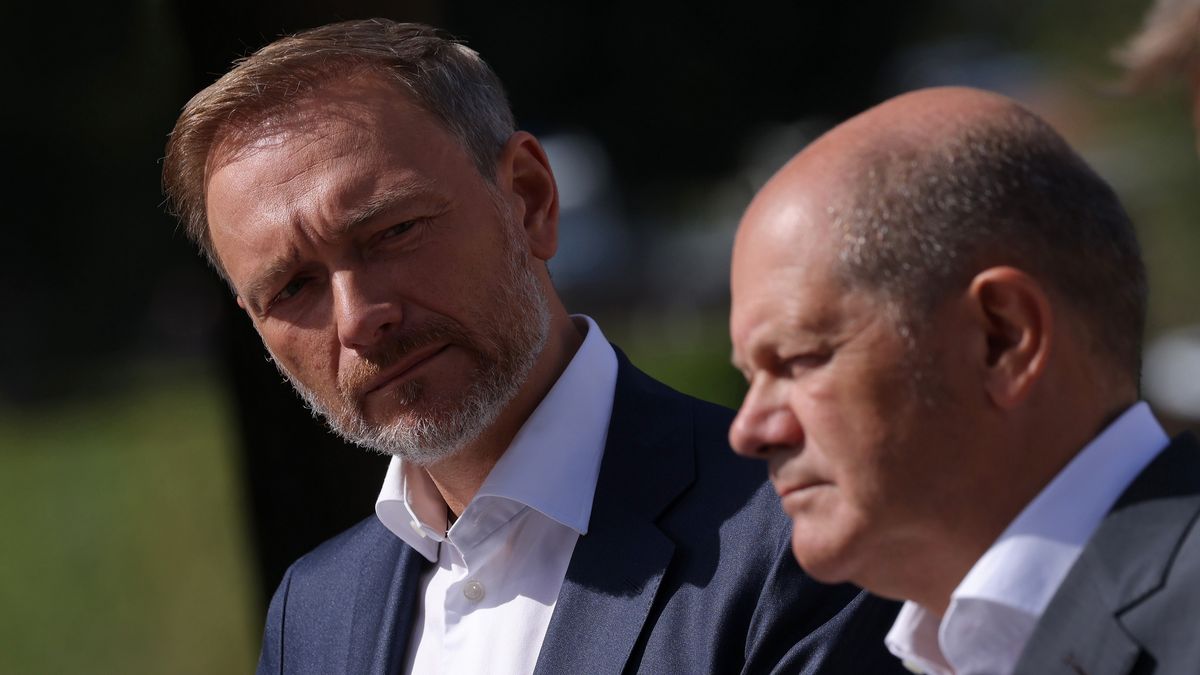 Na zdjęciu minister finansów Christian Lindner i kanclerz Niemiec Olaf Scholz