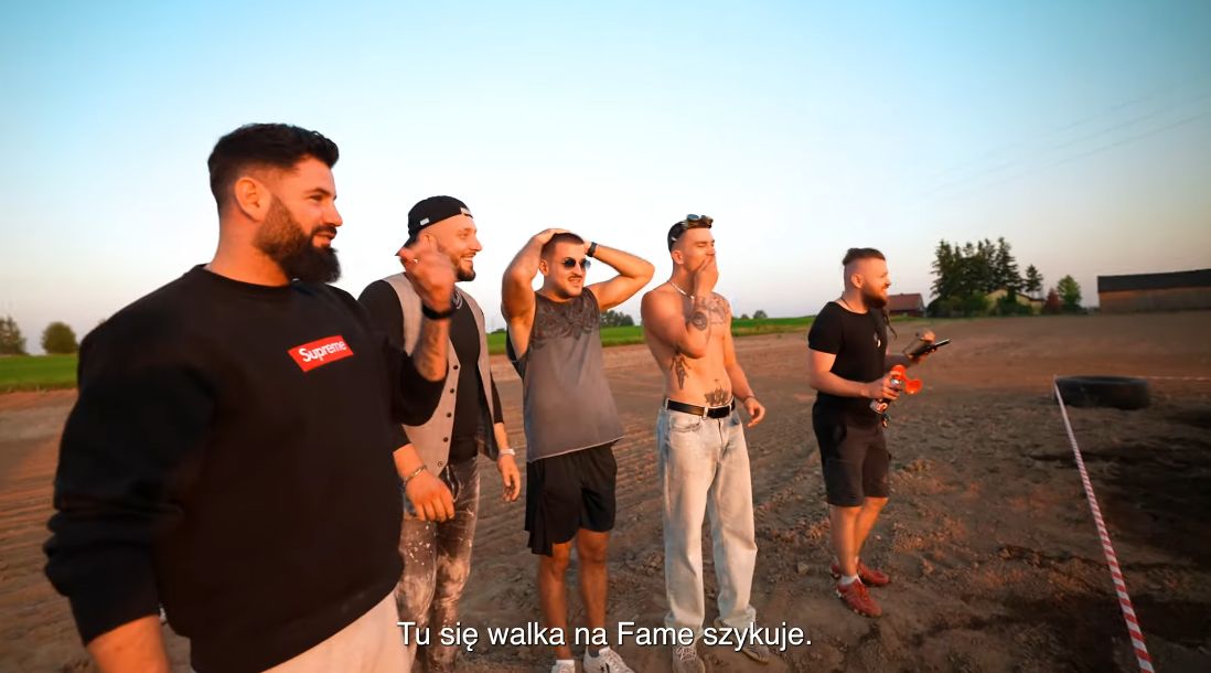 Internauci grzmią po nowym odcinku GOATS. "Zezwierzęcenie"