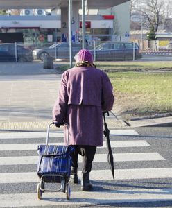 ZUS wypłacił pierwsze emerytury po waloryzacji. Tyle dostaną emeryci