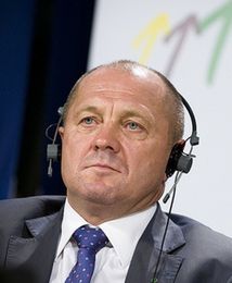 Straty w rolnictwie. Sawicki: Do 15 sierpnia pierwsze szacunki