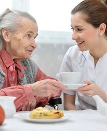 Sytuacja materialna gospodarstw domowych. W 2014 nieznaczna poprawa