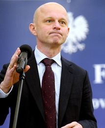 Ktoś się podszywa pod pracowników Szałamachy. Ministerstwo Finansów ostrzega przed fałszywymi mailami