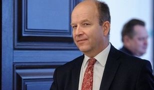 Radziwiłł zaoszczędzi sto milionów na darmowych lekach 75+