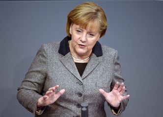 Angela Merkel zadowolona z decyzji ws. nadzoru bankowego