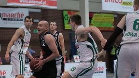 SKM Muszkieterowie Nowa Sól - AZS UMK Consus PBDI Toruń 64:75