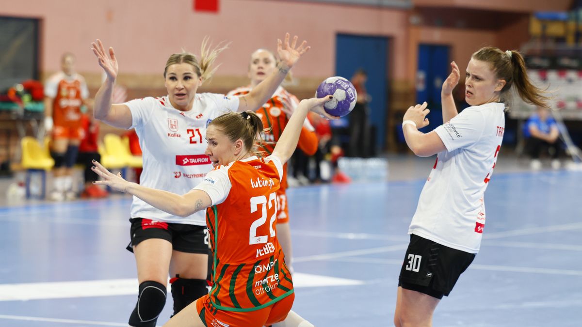 Piłkarki ręczne — zdjęcie ilustracyjne