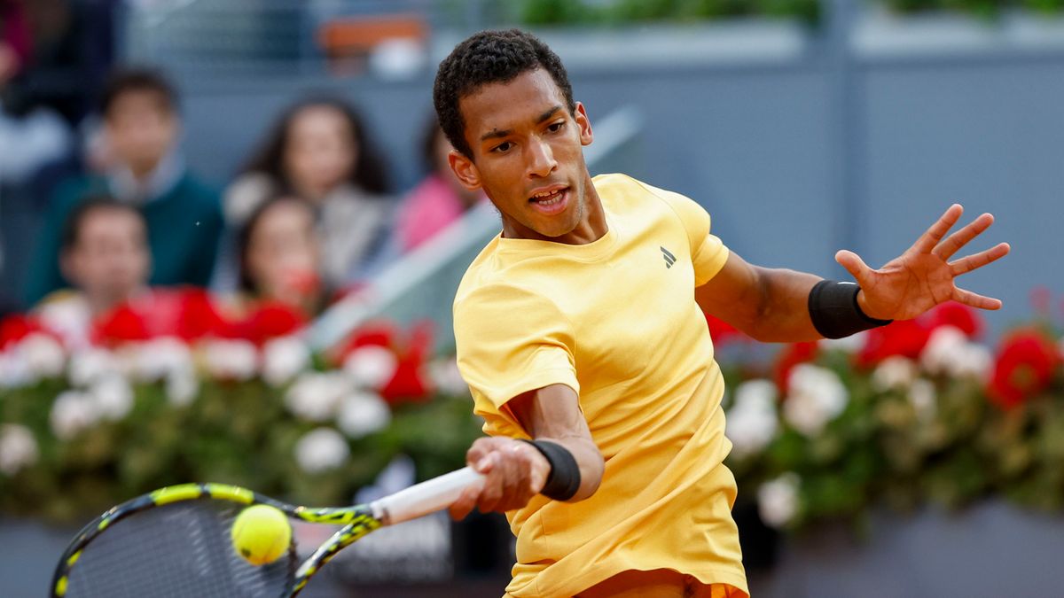 PAP/EPA / Juanjo Martin / Na zdjęciu: Felix Auger-Aliassime