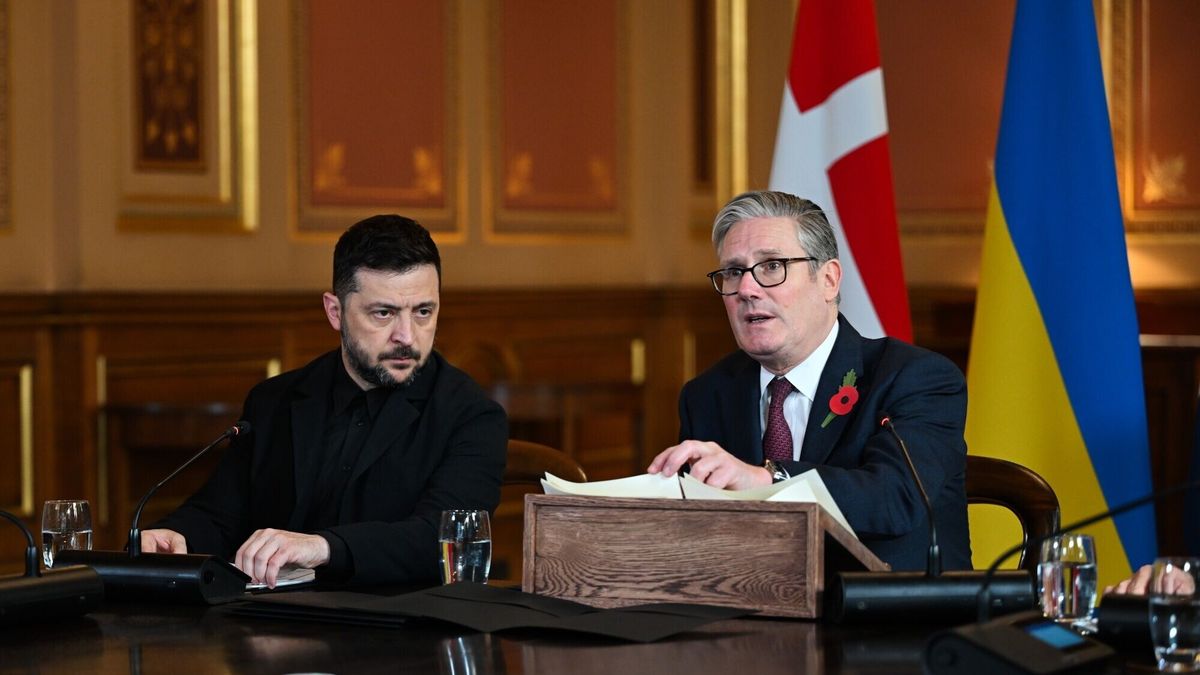 Wołodymyr Zełenski i Keir Starmer