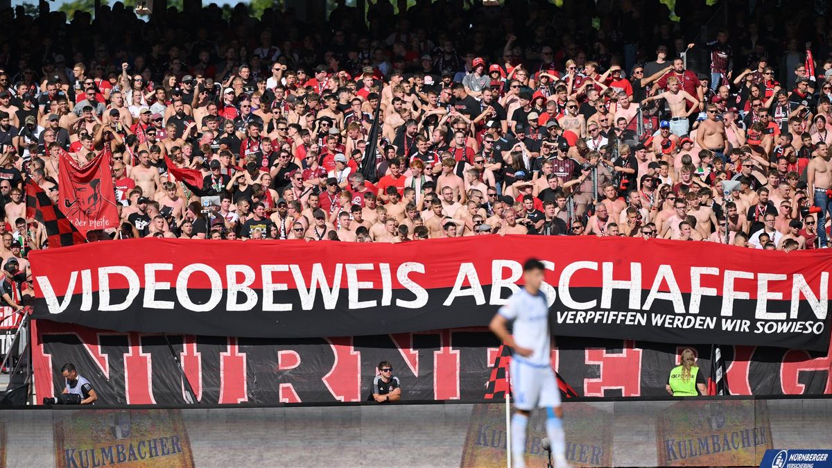 Getty Images / Sebastian Widmann / Na zdjęciu: kibice 1.FC Nuernberg