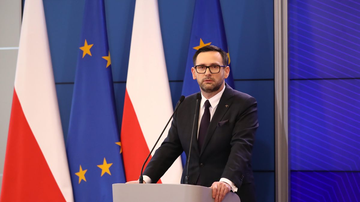 Daniel Obajtek
Tomasz Gzell
edukacja, KPRM, MEiN, podpisanie listu intencyjnego, studia, studia Energetyka j�drowa, utworzenie studi�w, wsp�praca