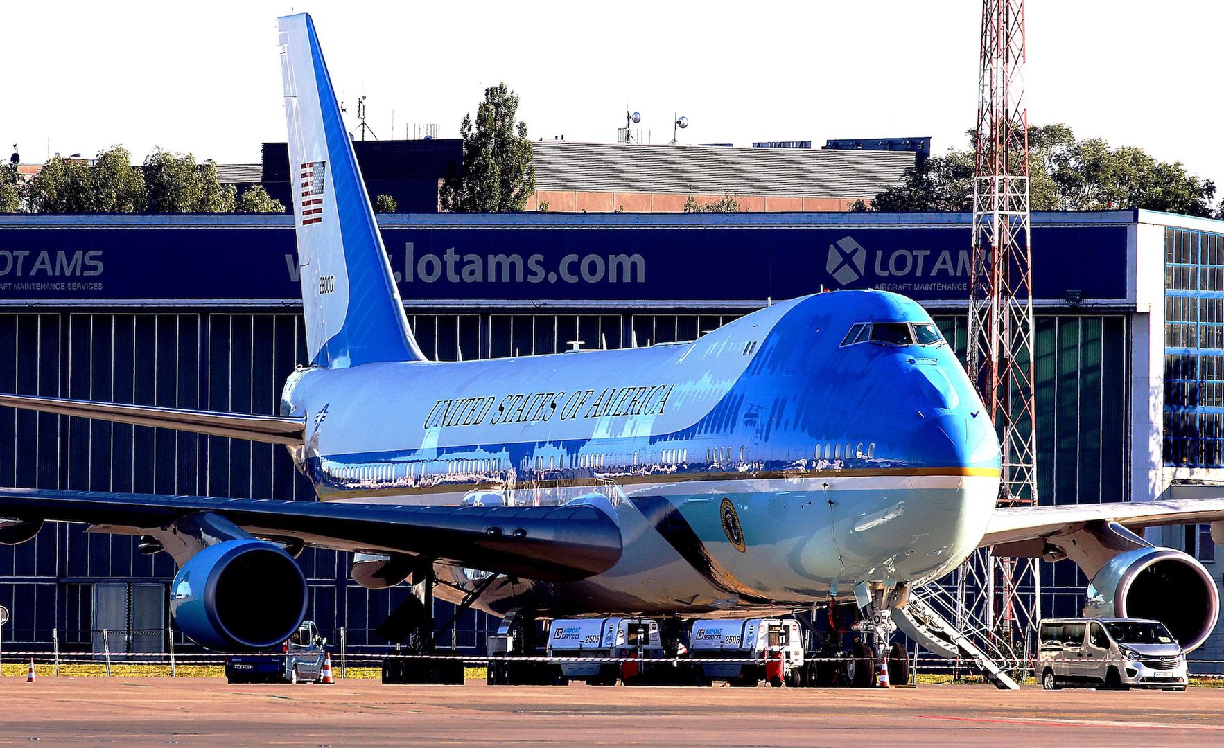 Zasilacze GPU 7/90 obsługują Air Force One podczas wizyty prezydenta USA w Polsce. 