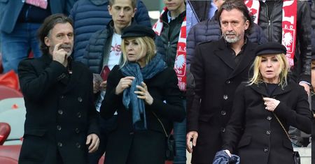 Monika Olejnik błąka się po trybunach, szukając najlepszego miejsca