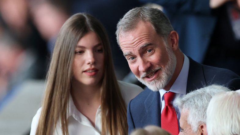 Euro 2024. Król Filip z córką wspierają reprezentację Hiszpanii (ZDJĘCIA)