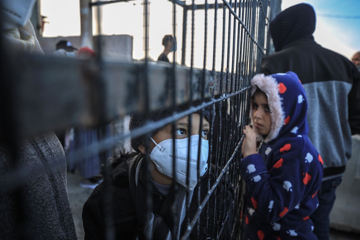 Izreal zamknął Strefę Gazy (Photo by Ali Jadallah/Anadolu Agency via Getty Images)