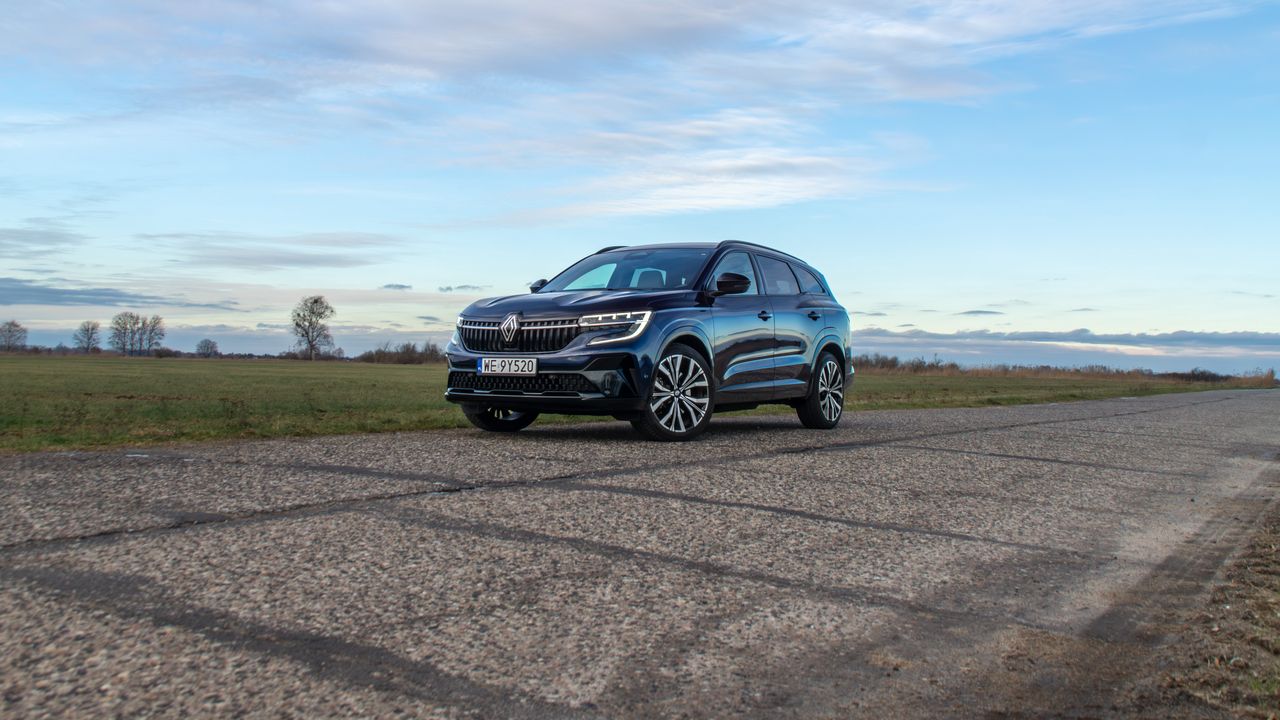 Test: Renault Espace E-Tech 7-os. – duże oczekiwania, nie mniejsze rozczarowanie