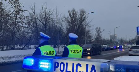 Karambol i nocny pościg. Osiem aut uszkodzonych
