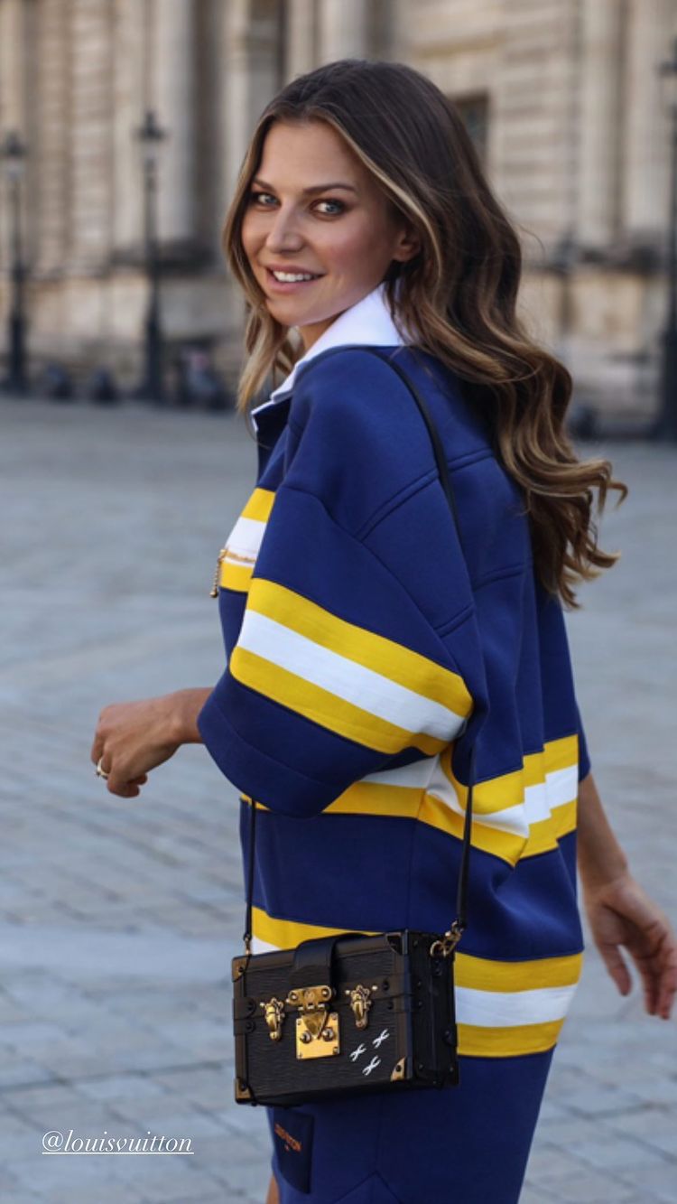 Anna Lewandowska na pokazie Louis Vuitton