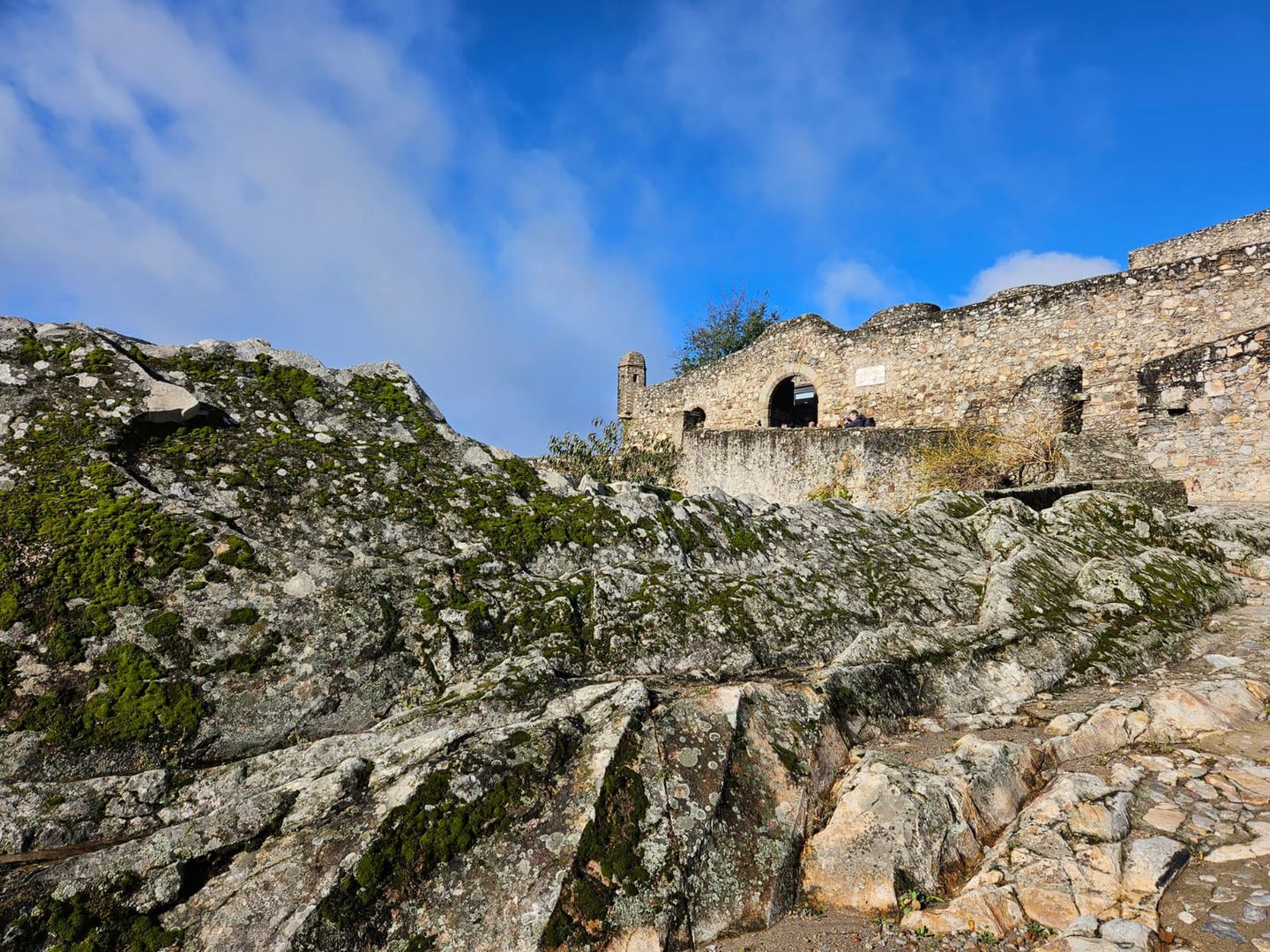 Castelo de Vide to miasteczko, w którym mamy wrażenie, jakby czas się zatrzymał wiele lat temu