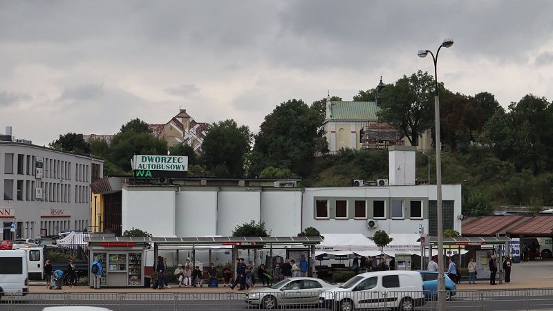 Budynek dworca autobusowego PKS przy al. Tysiąclecia w Lublinie