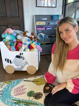 Joanna Krupa przekazuje wyprawkę Ashy na aukcję WOŚP!