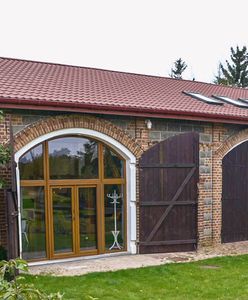 Przerobili stodołę na nieoczywisty dom. Płacą dużo niższy podatek