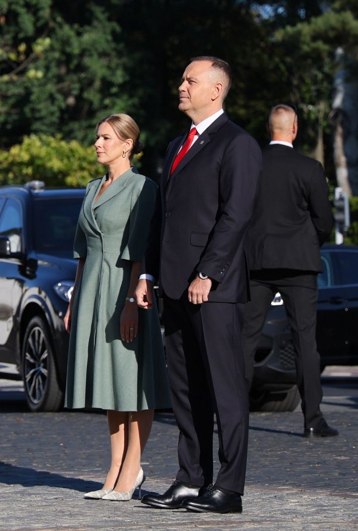 Karol i Marta Nawroccy na obchodach Święta Wojska Polskiego