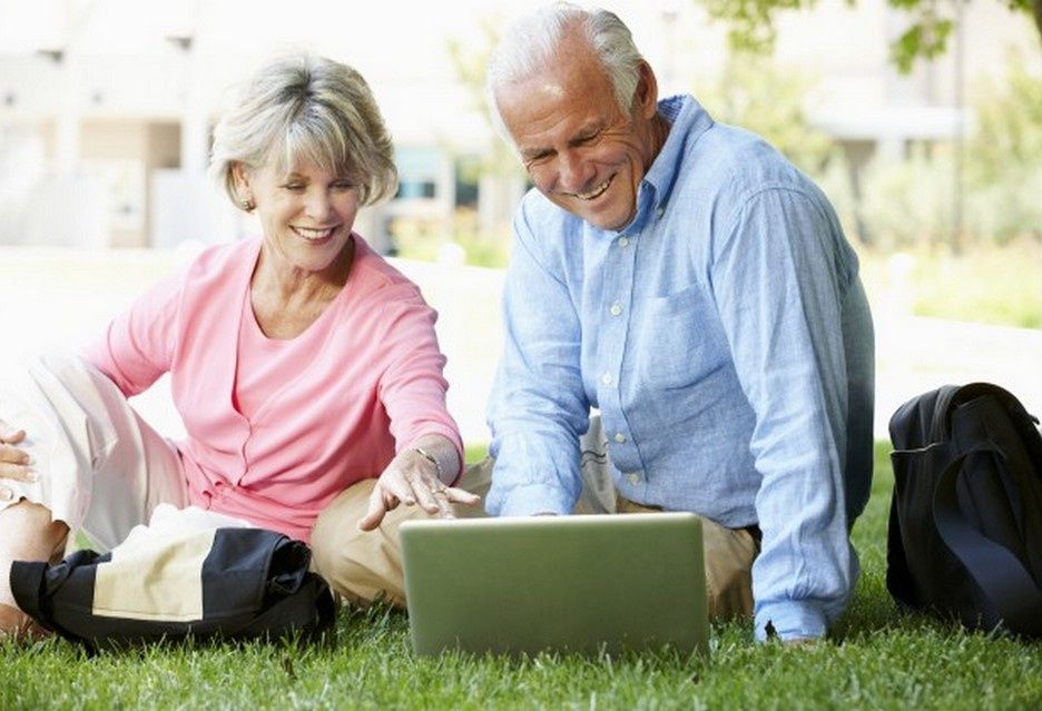 babcia dziadek laptop