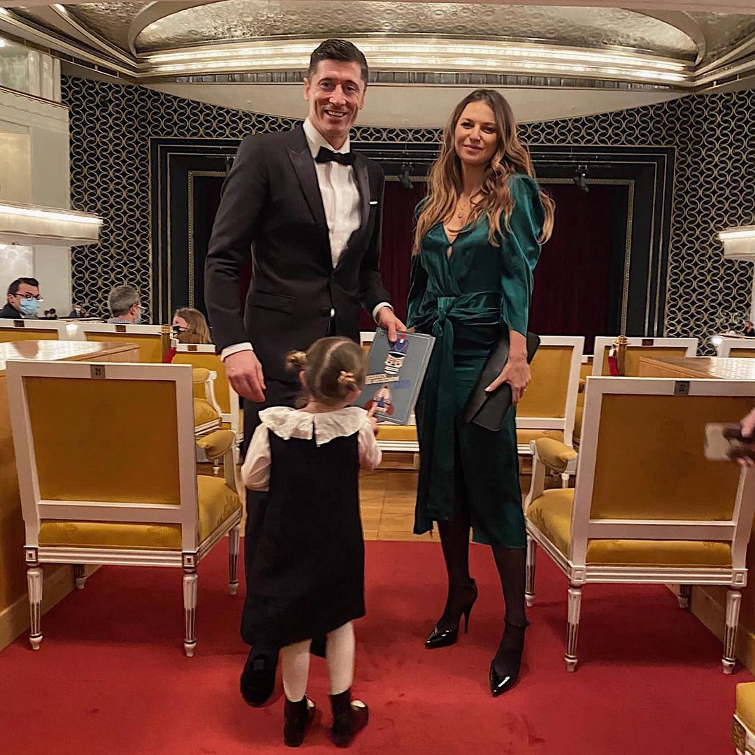 Lewandowscy zabrali Klarę do opery