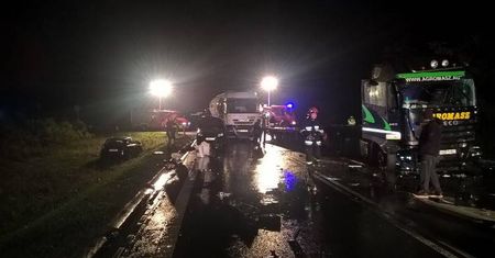 Wypadek na obwodnicy Lubartowa. Droga zablokowana [zdjęcia]