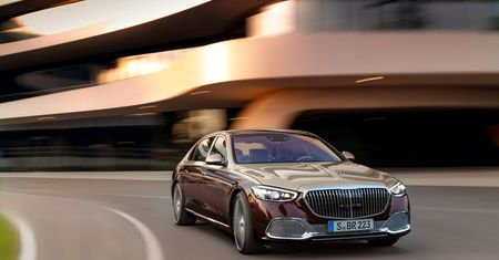 Mercedes-Maybach Klasy S wjeżdża na rynek. 5,5 m popisu luksusu i innowacji